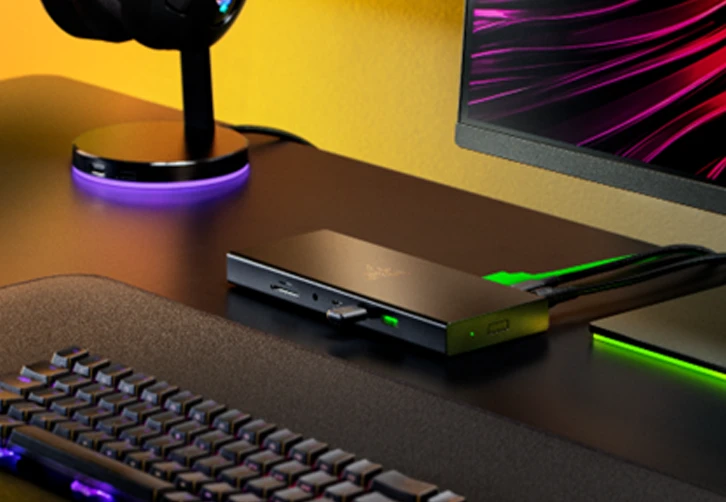 Razer USB 4 Dock Hub PC PS5 Xbox Series