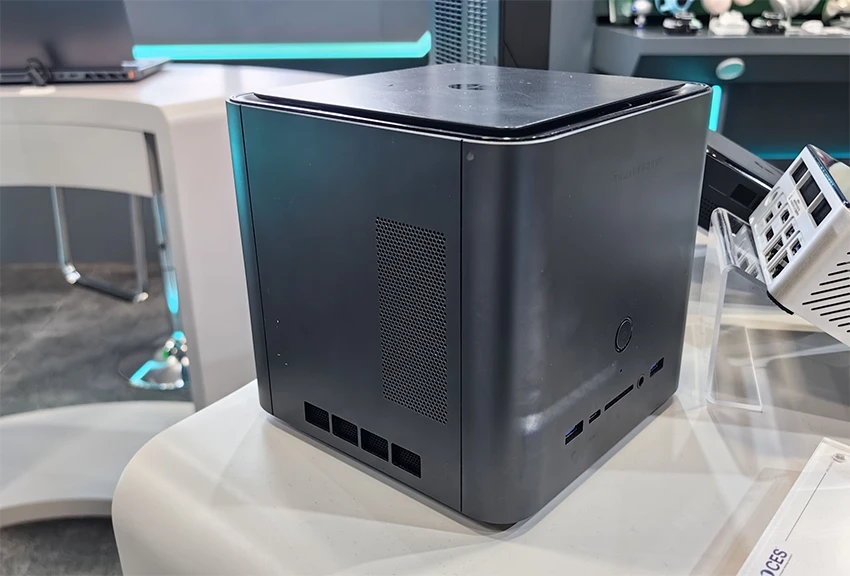 Thunderobot y su Steam Machine para ricos 1