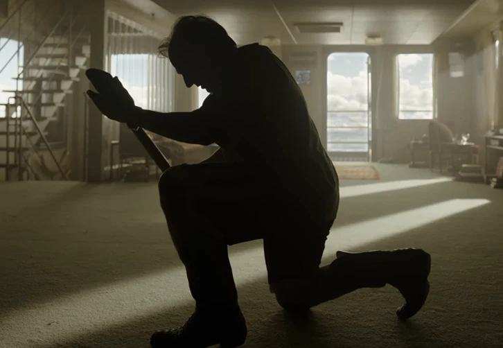 Tom Cruise está irreconocible en el teaser de Digger