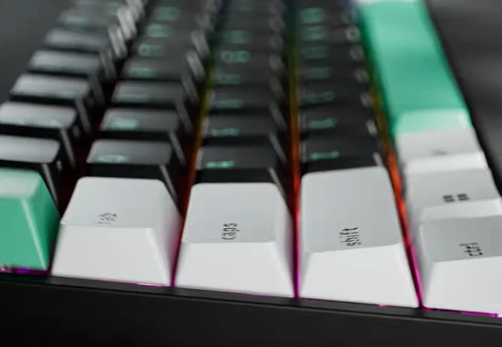 Nuevo teclado Razer Reclusa Mini
